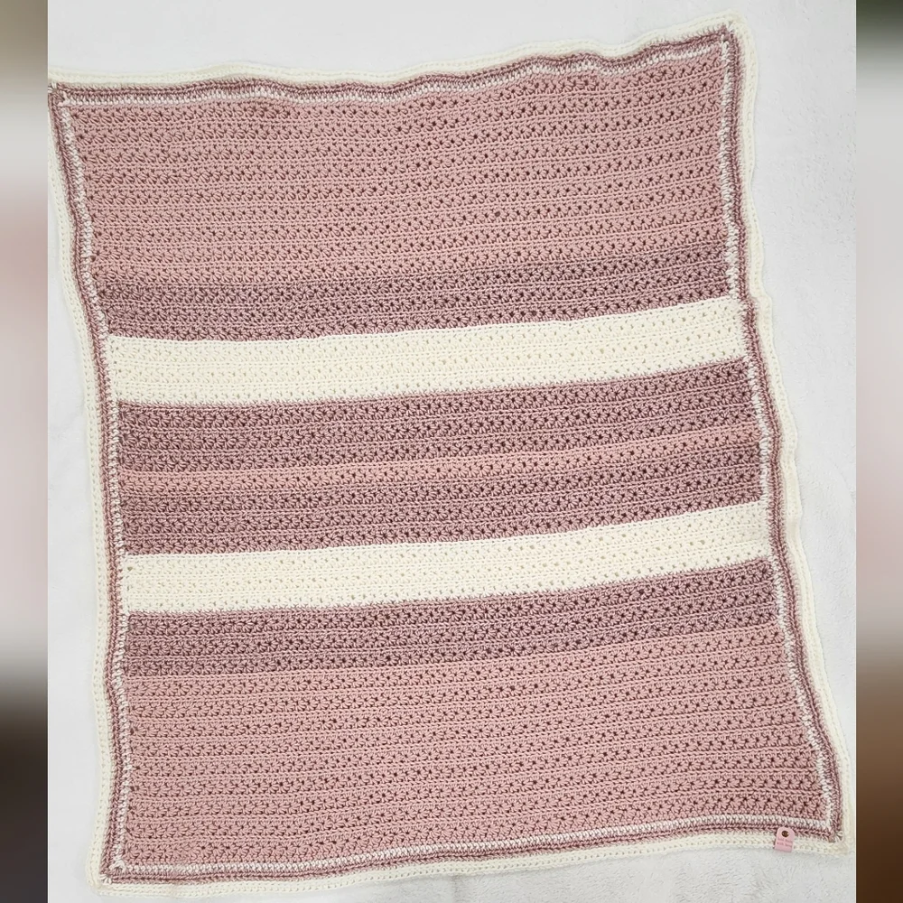 Handmade Crochet Blanket in Pink and Cream - Picture 7 of 7